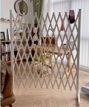 Load image into Gallery viewer, Foldable Design and Lightweight Natural Wood Garden Screening Freestanding Wooden Divider