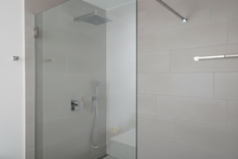 Load image into Gallery viewer, Aquatica Cascata 6 pack all square Basin ,Shower, Handshower