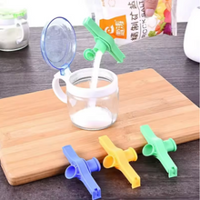 Load image into Gallery viewer, 5pcs Reusable Plastic Bag Clips Clothespins Kitchen Gadget Multi-Functional

