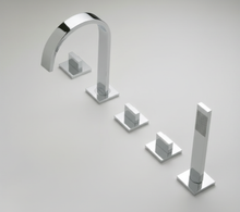 Load image into Gallery viewer, Bathtub mixer tap / countertop mixer tap Square 25016
