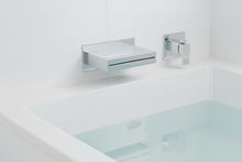 Load image into Gallery viewer, Bath Spout Water fall Square NK001
